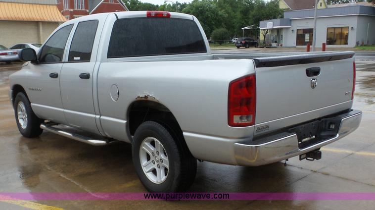 image for item AG9171 2006 Dodge Ram 1500 Quad Cab pickup truck