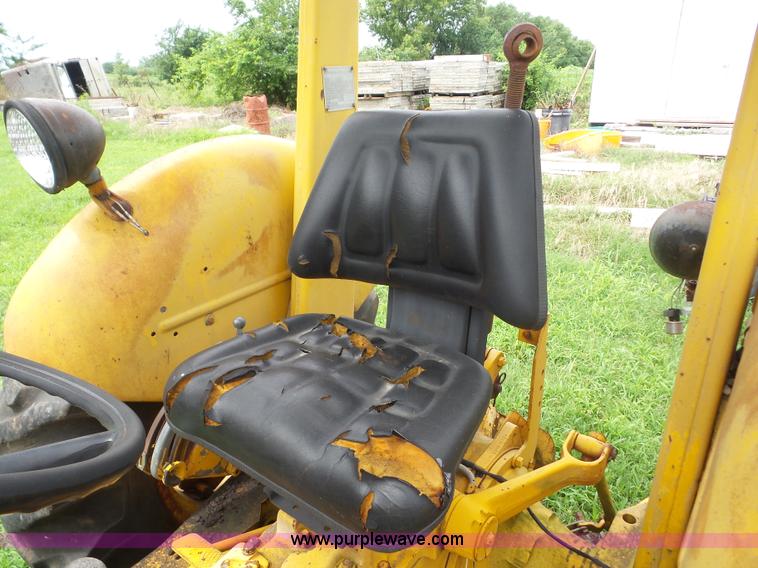 image for item AG9177 Massey-Ferguson 20C tractor