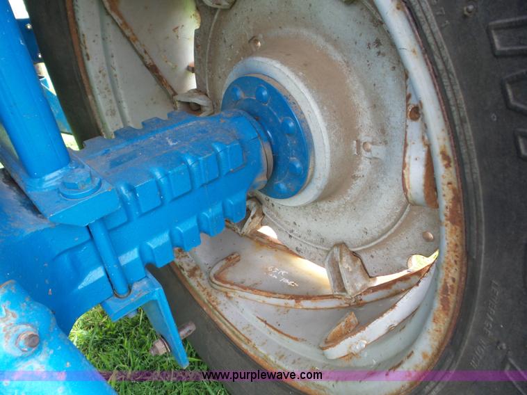 image for item AG9178 Ford 6700 tractor