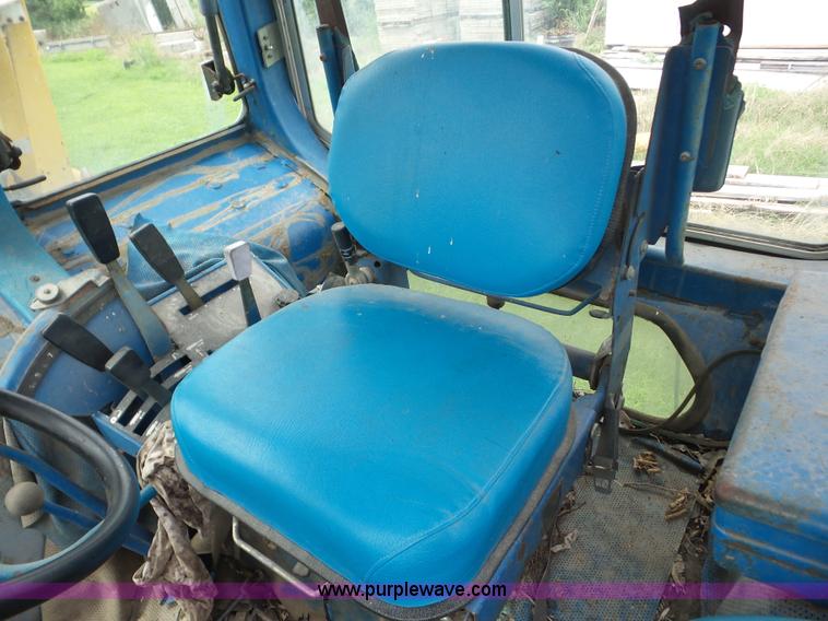 image for item AG9178 Ford 6700 tractor
