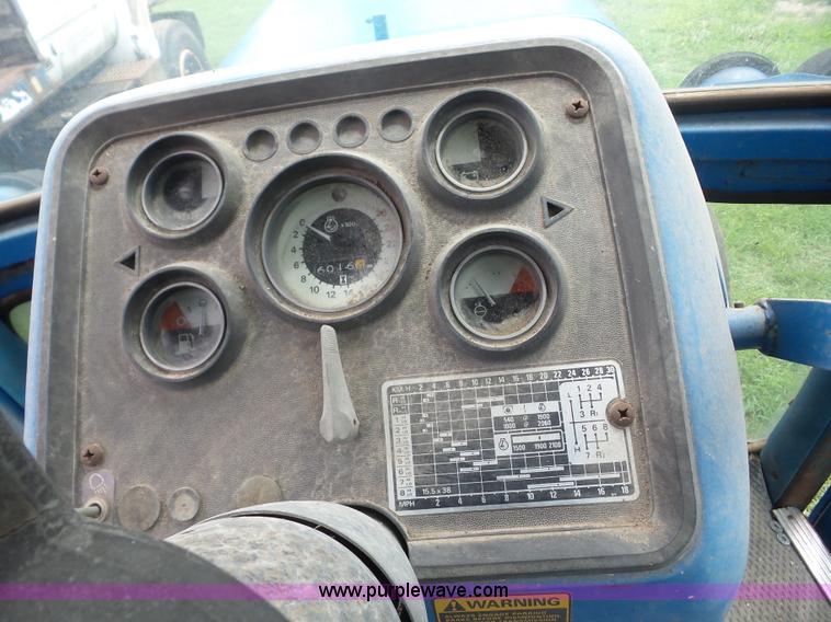 image for item AG9178 Ford 6700 tractor