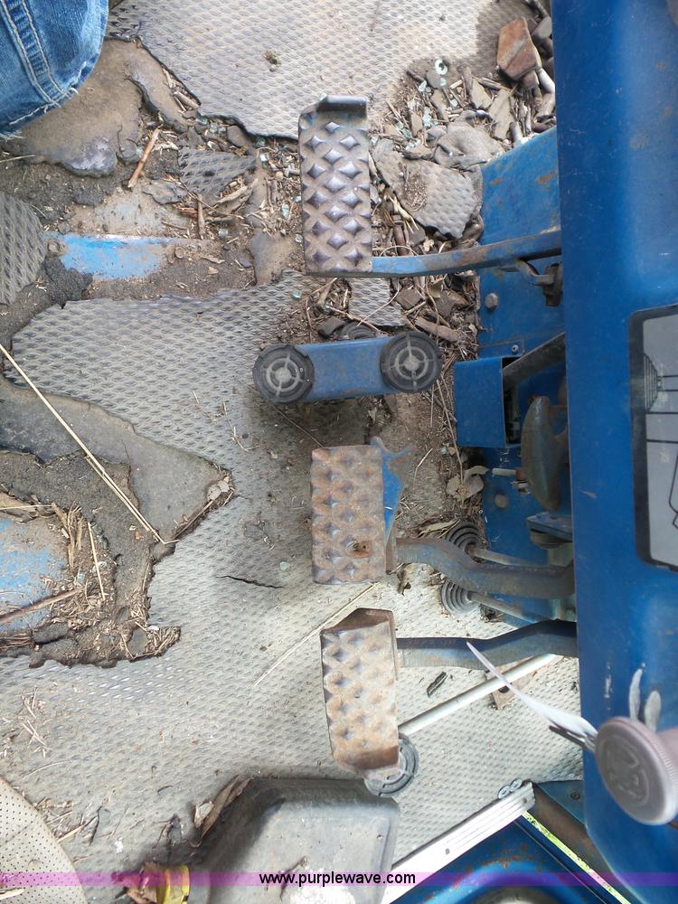 image for item AG9178 Ford 6700 tractor