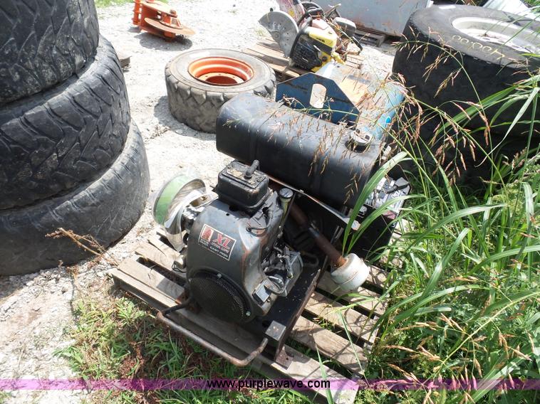 image for item AV9953 Miller Blue Star 2E AC/DC welder