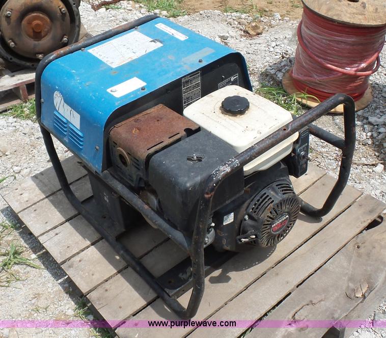 image for item AV9964 Miller Blue Star welder