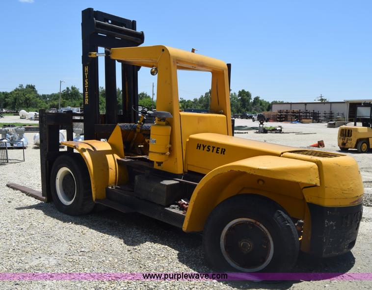 image for item BF9789 Hyster H250A forklift