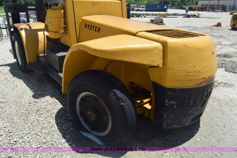 image for item BF9789 Hyster H250A forklift