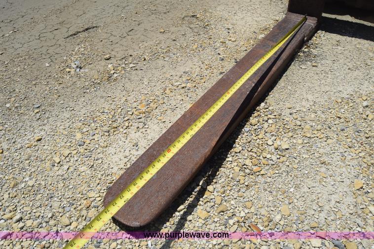 image for item BF9789 Hyster H250A forklift