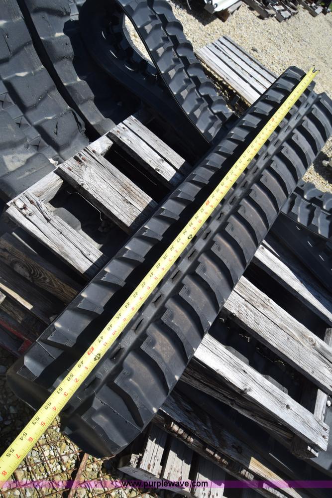 image for item BF9795 (4) rubber tracks