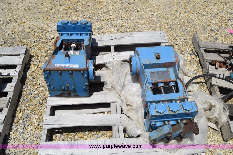 image for item BF9804 (2) FMC bean pumps