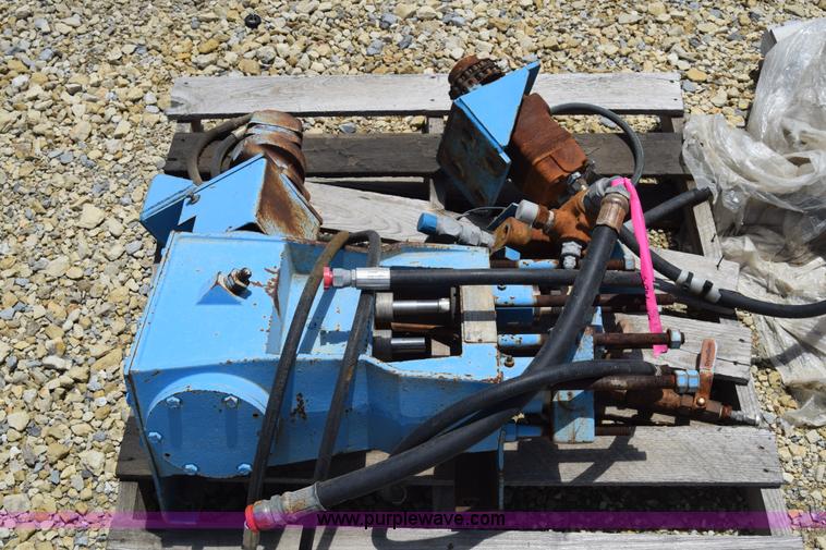 image for item BF9804 (2) FMC bean pumps