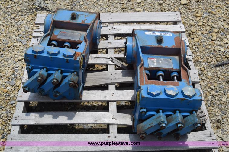 image for item BF9805 (2) FMC bean pumps