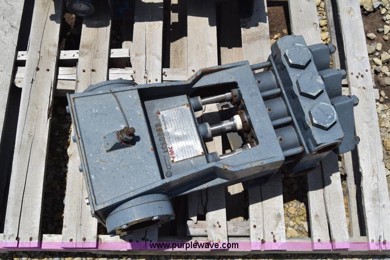 image for item BF9806 (2) FMC bean pumps