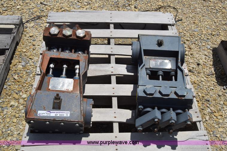 image for item BF9809 (2) FMC bean pumps