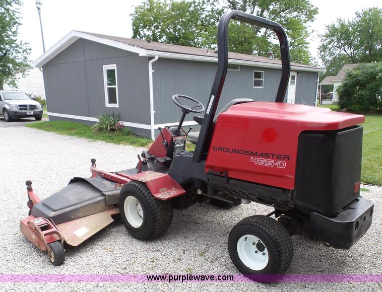 image for item BG9390 2003 Toro Groundsmaster 455D lawn mower