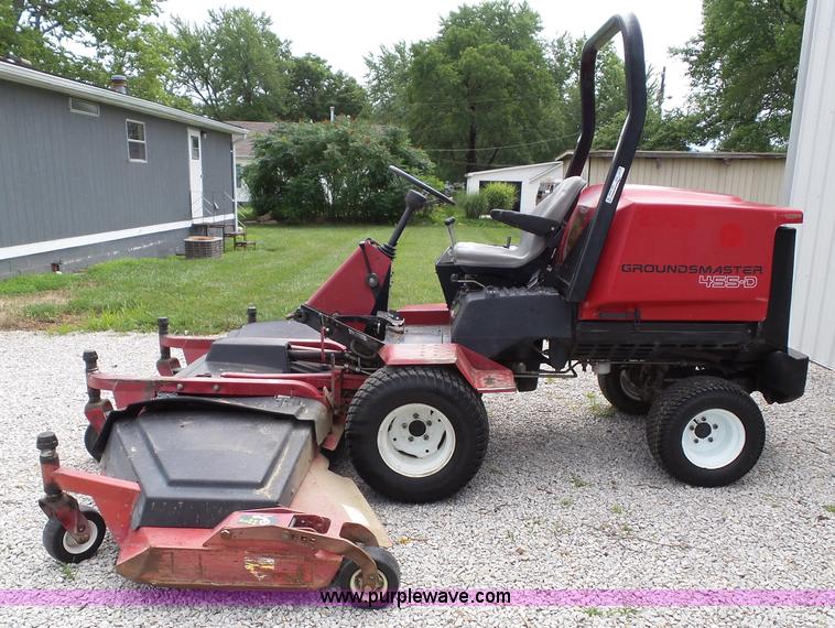 image for item BG9390 2003 Toro Groundsmaster 455D lawn mower