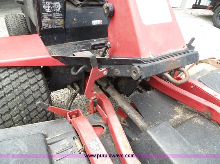 image for item BG9390 2003 Toro Groundsmaster 455D lawn mower
