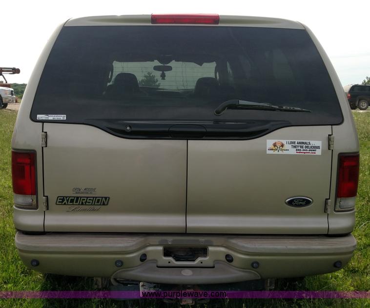 image for item BR9323 2004 Ford Excursion SUV