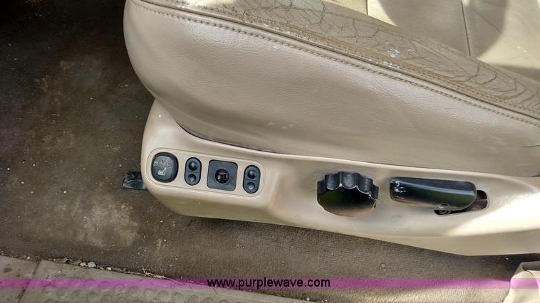 image for item BR9323 2004 Ford Excursion SUV