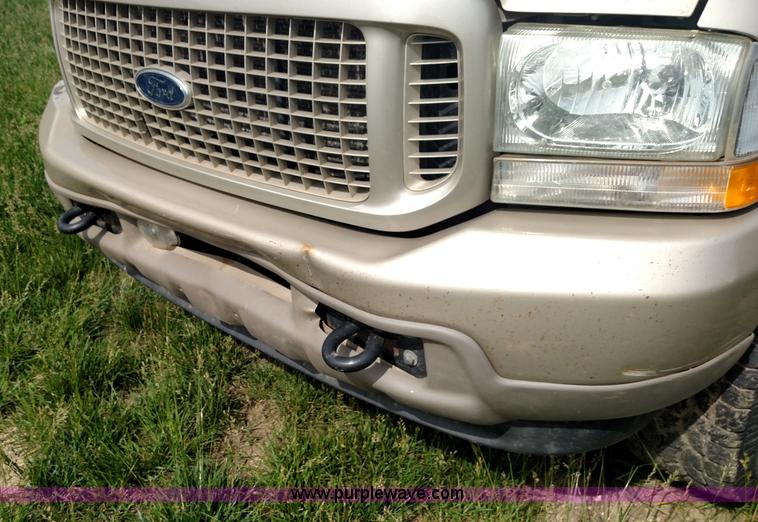 image for item BR9323 2004 Ford Excursion SUV