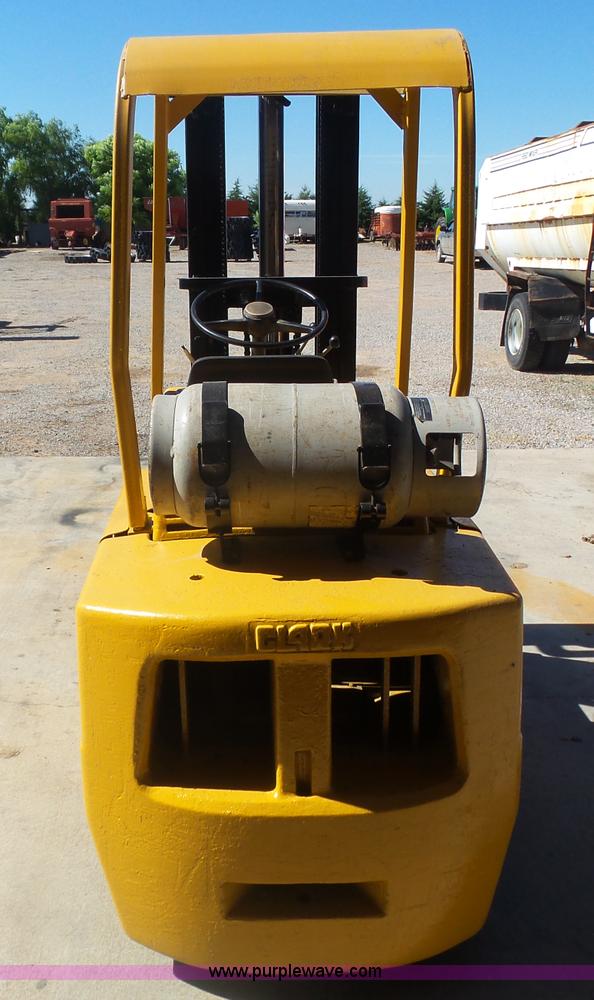 image for item BY9527 Clark C500-45 forklift