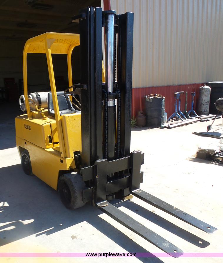 image for item BY9527 Clark C500-45 forklift