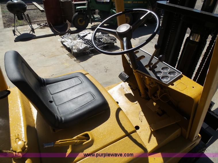 image for item BY9527 Clark C500-45 forklift