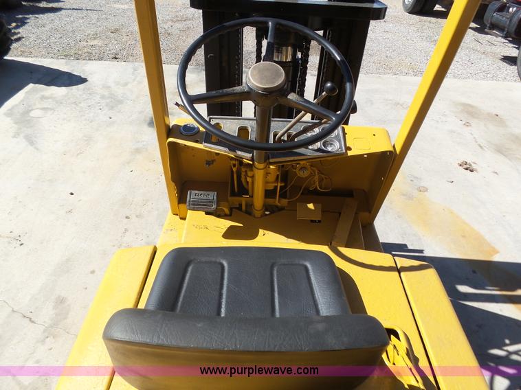 image for item BY9527 Clark C500-45 forklift