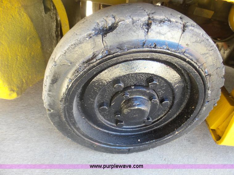 image for item BY9527 Clark C500-45 forklift