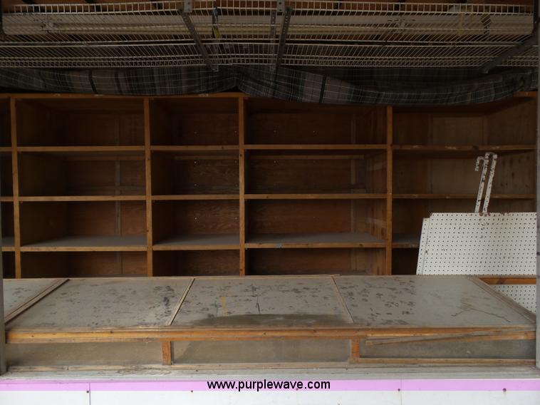 image for item BZ9763 1991 Jensen concession trailer