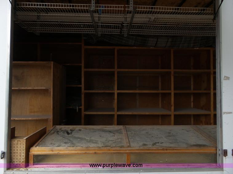 image for item BZ9763 1991 Jensen concession trailer