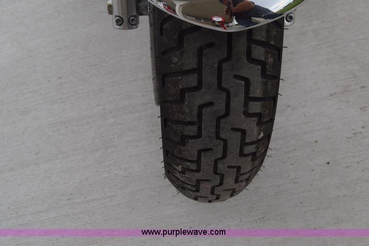 image for item CB9254 2004 Honda VTX1300 motorcycle