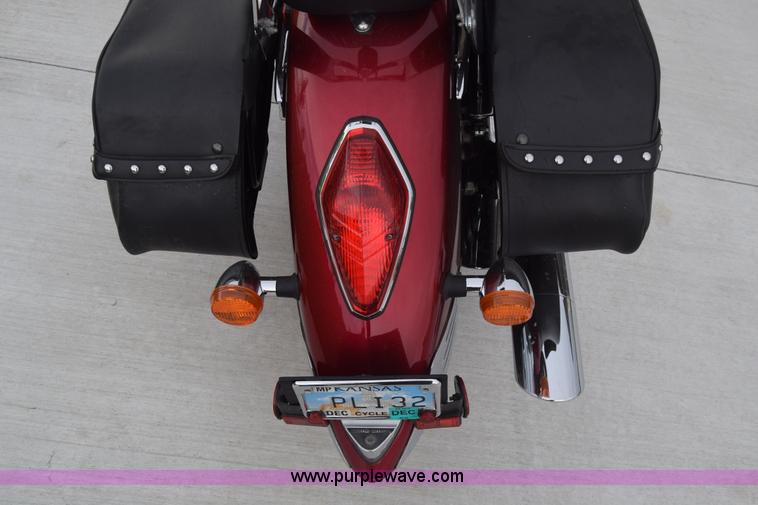 image for item CB9254 2004 Honda VTX1300 motorcycle