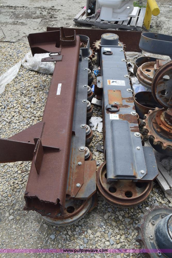 image for item CB9318 Undercarriage parts