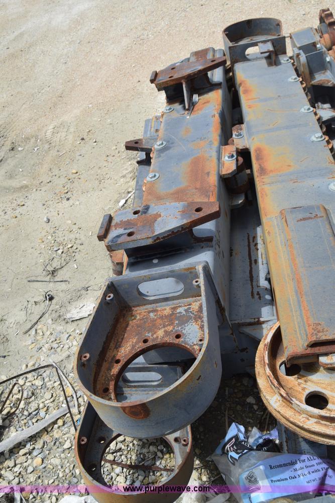 image for item CB9318 Undercarriage parts