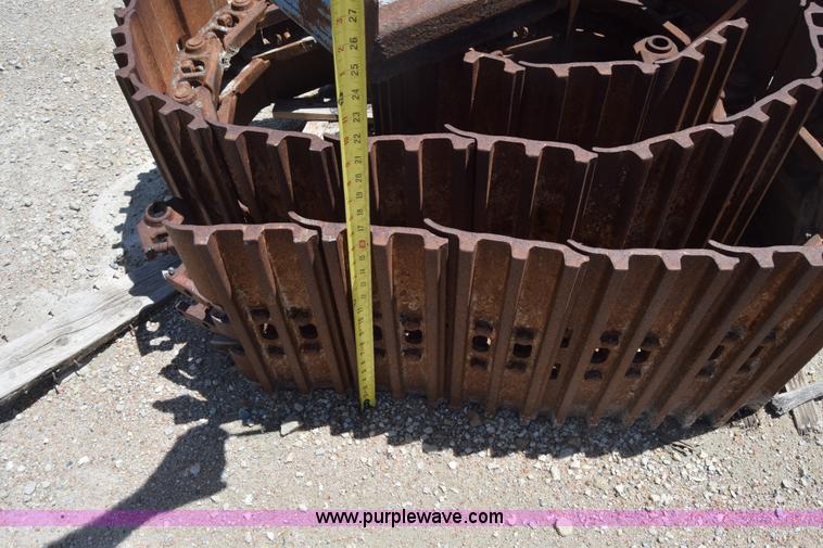 image for item CB9318 Undercarriage parts