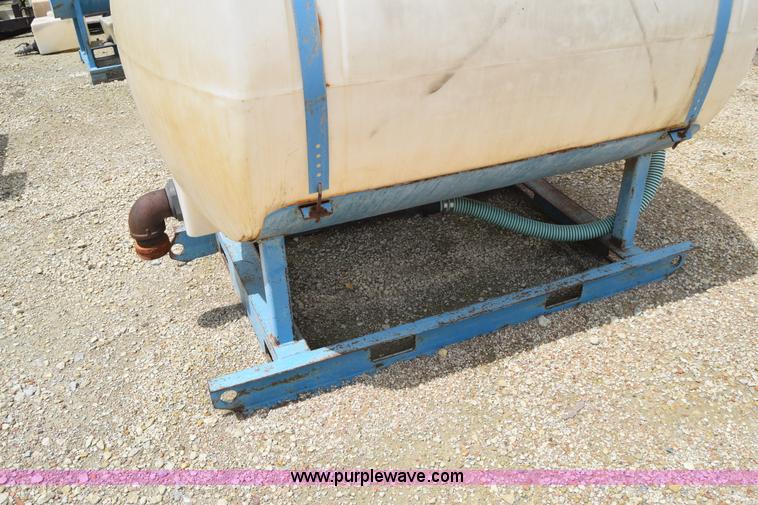 image for item CB9323 Poly tank