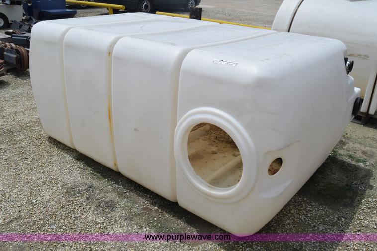 image for item CB9325 Poly tank