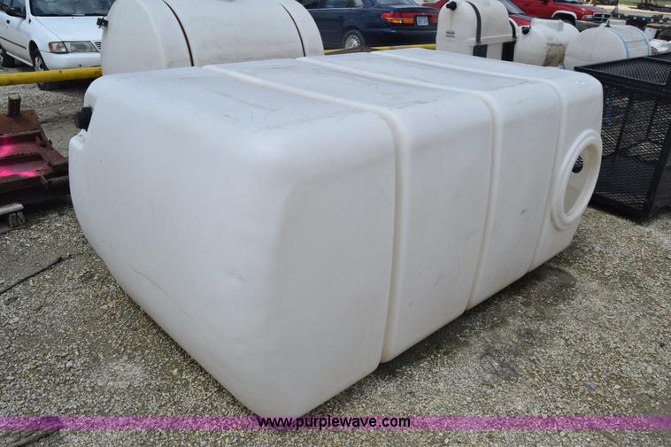image for item CB9325 Poly tank