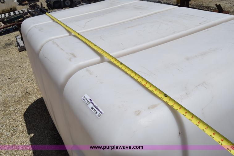 image for item CB9325 Poly tank