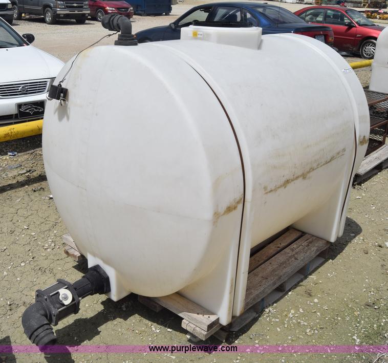 image for item CB9326 Poly tank