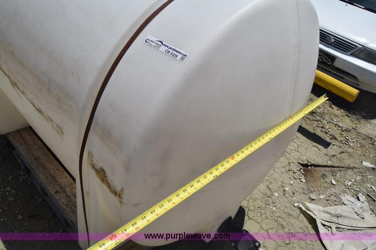 image for item CB9326 Poly tank
