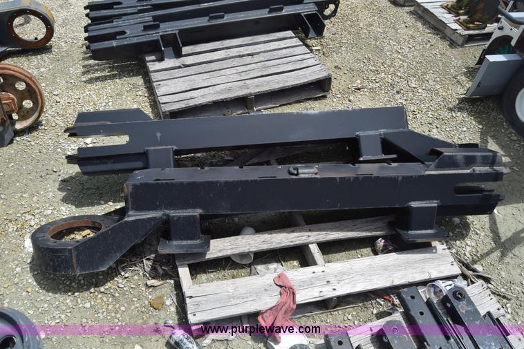 image for item CB9330 Undercarriage parts