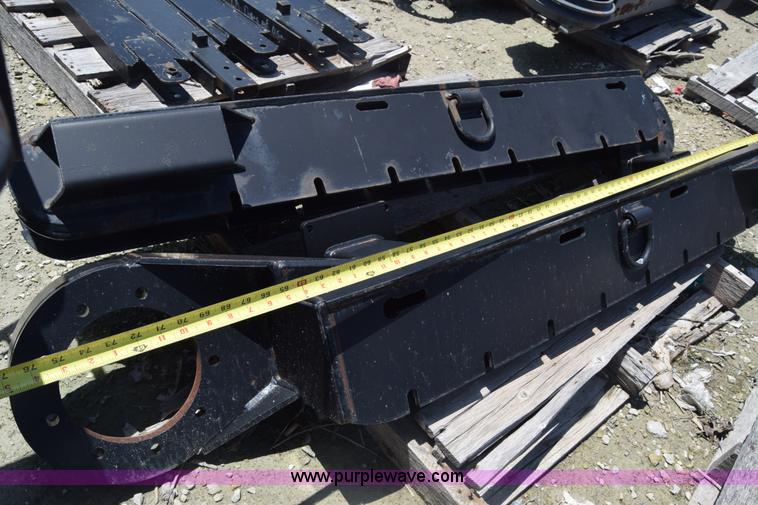 image for item CB9330 Undercarriage parts