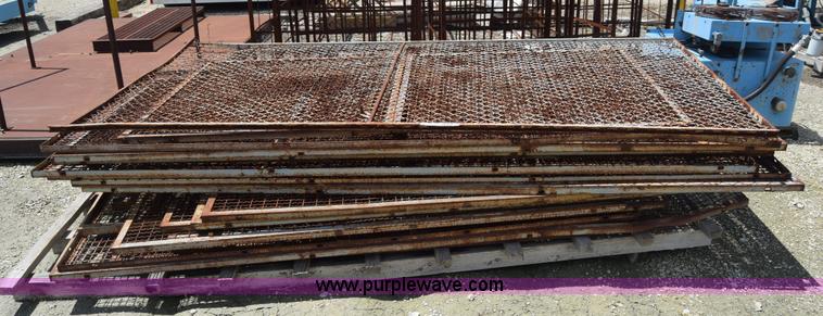 image for item CB9338 Approx. 20 steel cage panels