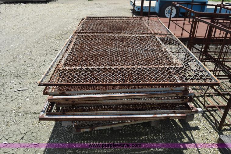 image for item CB9338 Approx. 20 steel cage panels