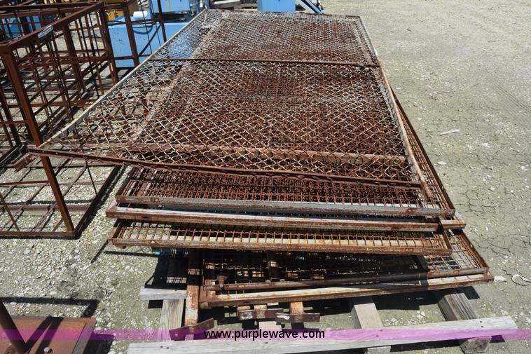 image for item CB9338 Approx. 20 steel cage panels