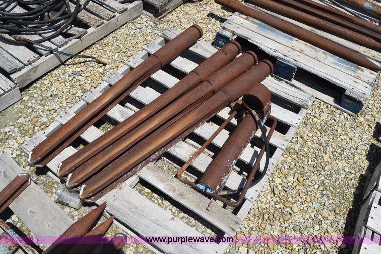 image for item CB9345 (12) hydraulic breakers