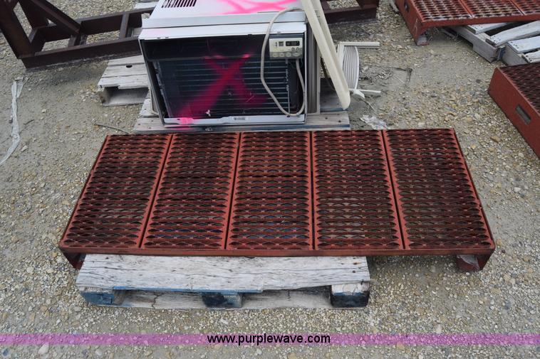 image for item CB9348 (6) steel platforms