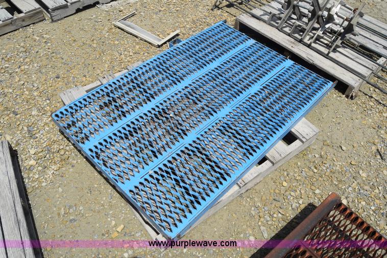 image for item CB9348 (6) steel platforms