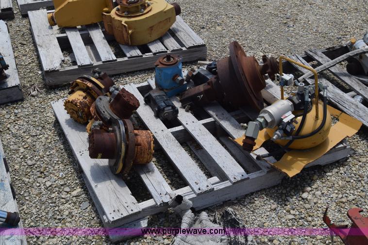 image for item CB9349 Hydraulic parts